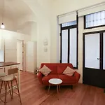 Minimal & Cozy Near Duomo Milano